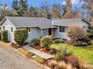 1606 Harrison St, Steilacoom, WA 98388