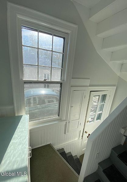 4th image of 78 Pinewoods Avenue