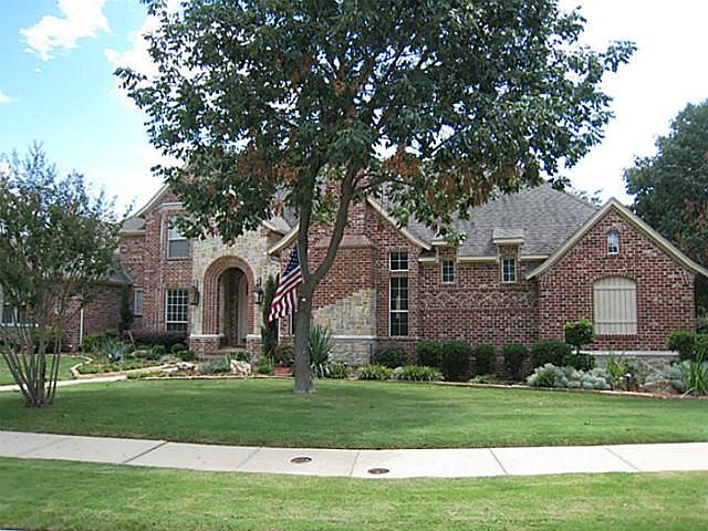 1st image of 1821 Woodbridge Dr