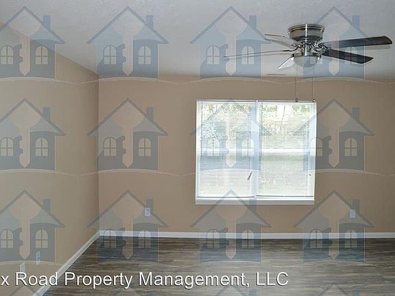 3rd image of 2489 Deercove Ct