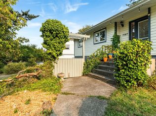 7147 Wright Rd, Sooke, BC V9Z0S5