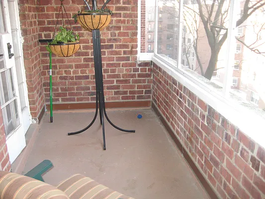 Sold by Lovett Realty, Inc. | media 25