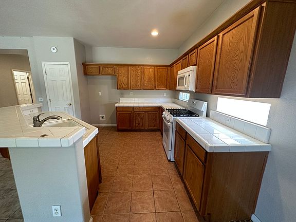 5th image of 9293 Lembert Dome Cir