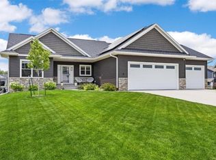 4092 Tall Pines Ct, Marion, IA