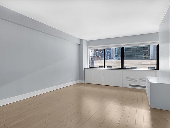4th image of 310 W 56th St APT 9E