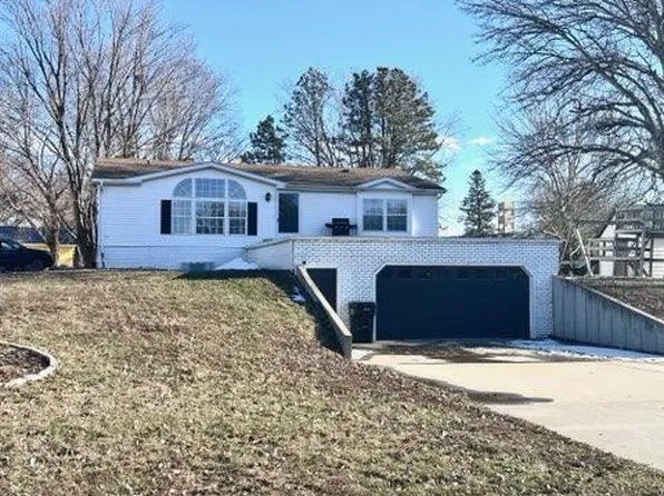 331 E 5th St, Bridgewater, SD 57319