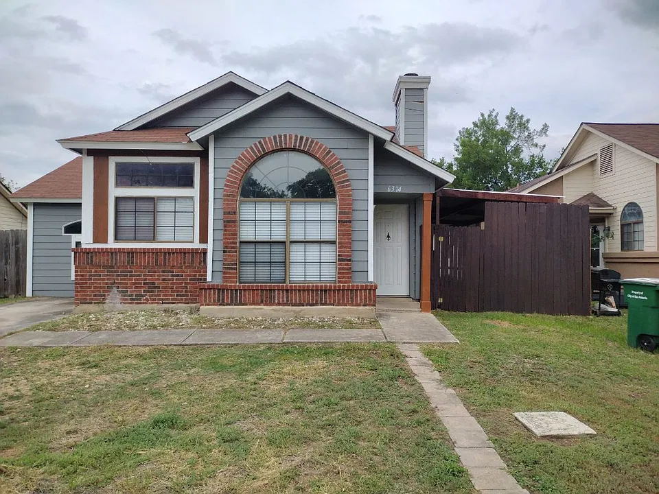 6314 Village Arbor