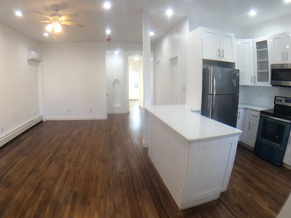 4th image of 11638 168th St