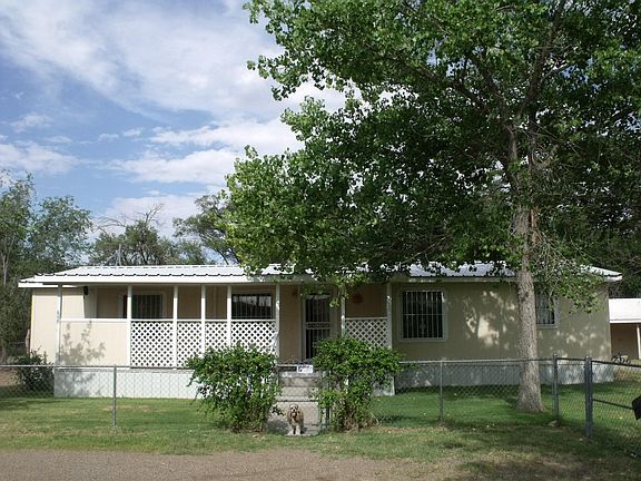 2nd image of 942 Vivian Dr