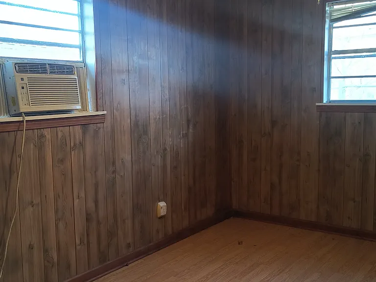 5907 Windham Ave — Photo 5