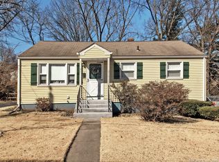 29 Somers St, Hartford, CT 06106