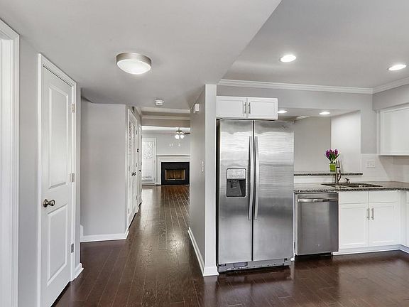 3rd image of 1273 Druid Knoll Dr
