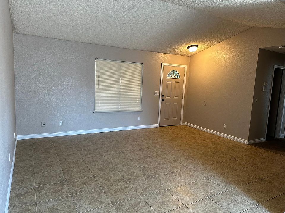 2nd image of 5145 E Lane Ave APT 232