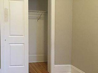 1429 W Lexington St APT 3R, Chicago, IL 60607