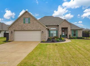 52 White Birch Dr, Jackson, TN 38305