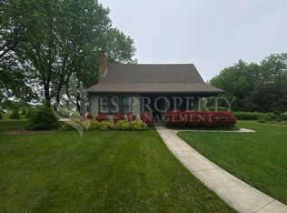 1031 S Trotter Pl, Columbus, IN 47201