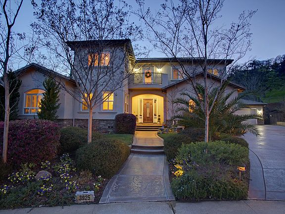 2nd image of 3925 Woodhouse Ct