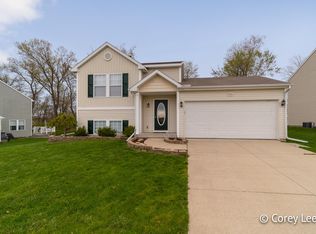 1653 Wales Dr SE, Lowell, MI 49331