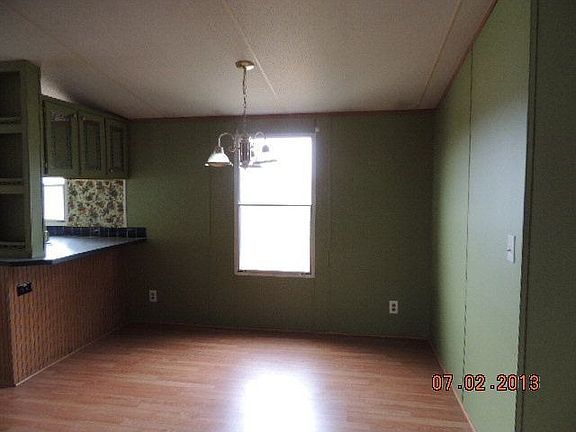 4th image of 153 Gardner Dr