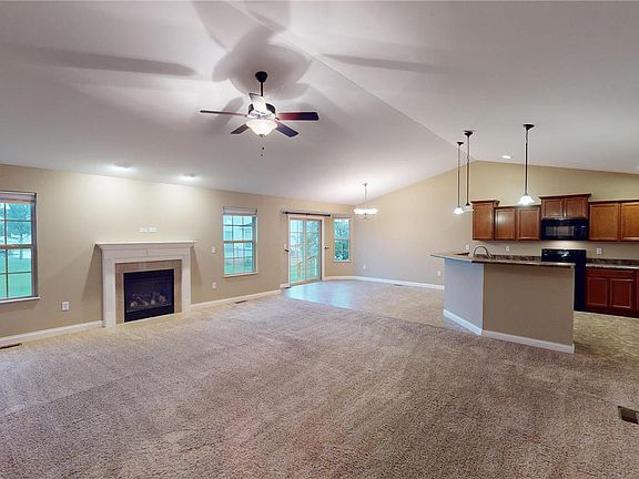 4th image of 1006 Joyce Ln