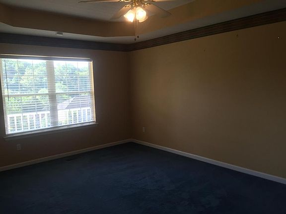 4th image of 241 Cleo Cir