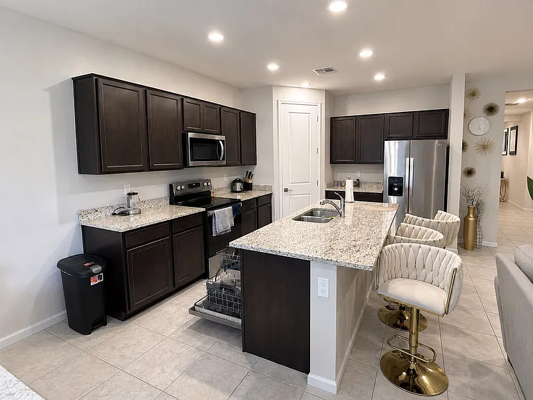24510 W Hilton Ave — Photo 24