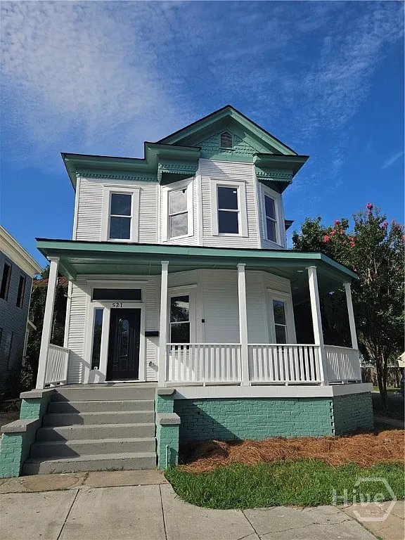 5 bed, 3.5 bath, 2422 sqft, $2,650 — Photo 4