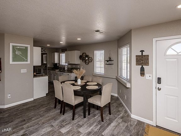 4th image of 3012 Palo Verde Blvd S