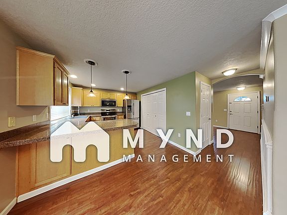 5th image of 17405 NE 26th Way