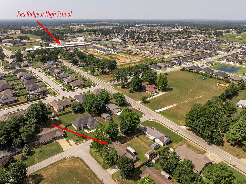 1st image of 2065 Chapman Ln
