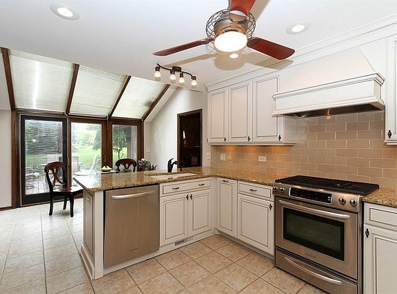 3rd image of 20730 Long Meadows Dr