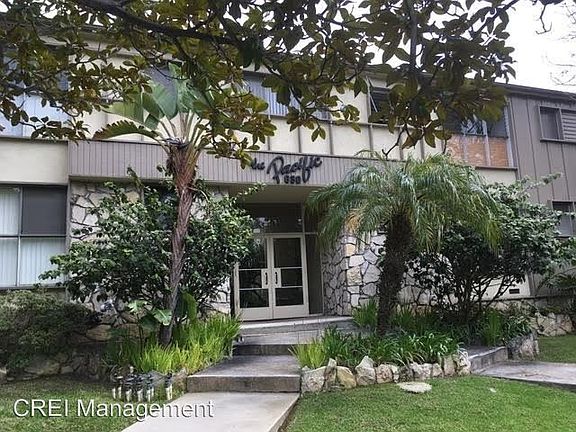 5th image of 630 San Vicente Blvd APT T