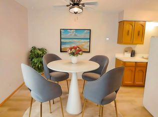 1820 Grove St #202, Oshkosh, WI 54901