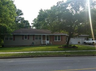 14 Lamoreaux Dr NW, Comstock Park, MI 49321