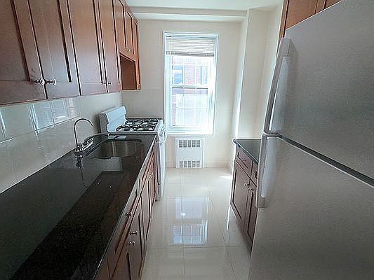 3rd image of 139-09 84th Dr APT 411