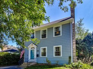 864 Park Ave W, Highland Park, IL 60035