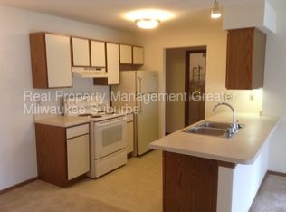 N91W17058 Apple Tree Ct APT 4, Menomonee Falls, WI 53051