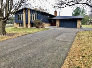 320 Merrimac Ln N, Plymouth, MN 55447