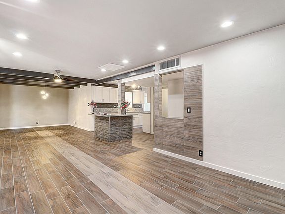 5th image of 3815 W San Juan Ave