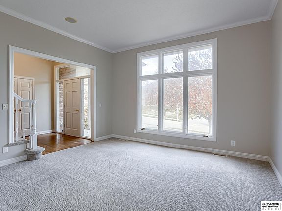 3rd image of 3308 N 161st Ter