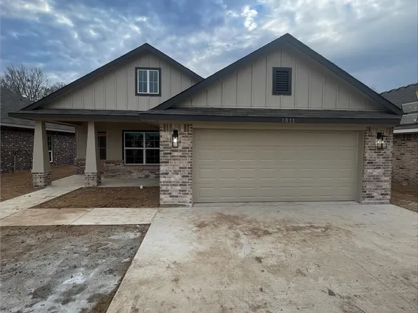 1011 Hooks Ave, Waco, TX 76705