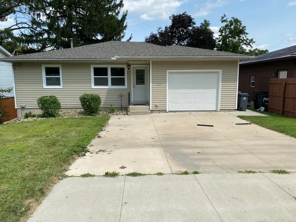 1659 13th St NW, Cedar Rapids, IA 52405