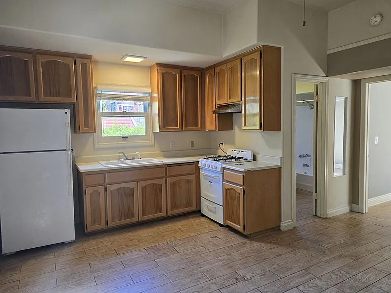 638-640 N 22nd St #640C — Photo 5