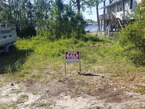 224 W 8th Ave, Gulf Shores, AL 36542
