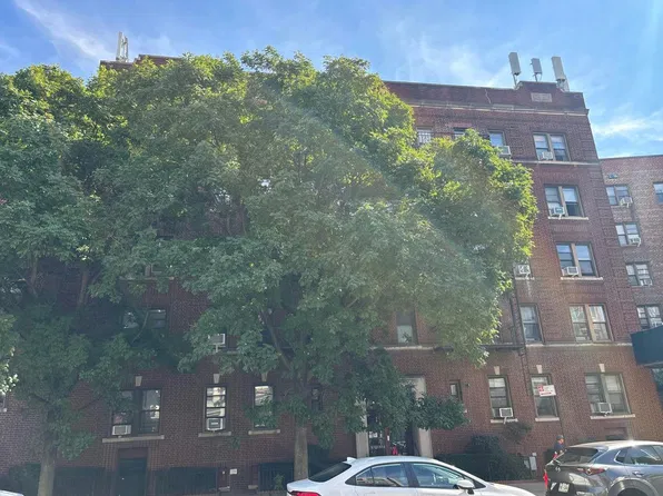 30-83 Crescent St #C-7, Astoria, NY 11102