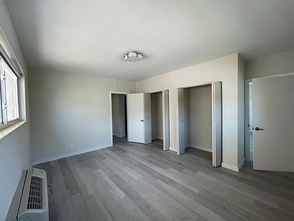4th image of 1535 Michigan Ave APT 1