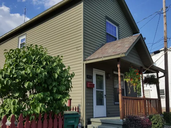 453 Hull St, Sharon, PA 16146