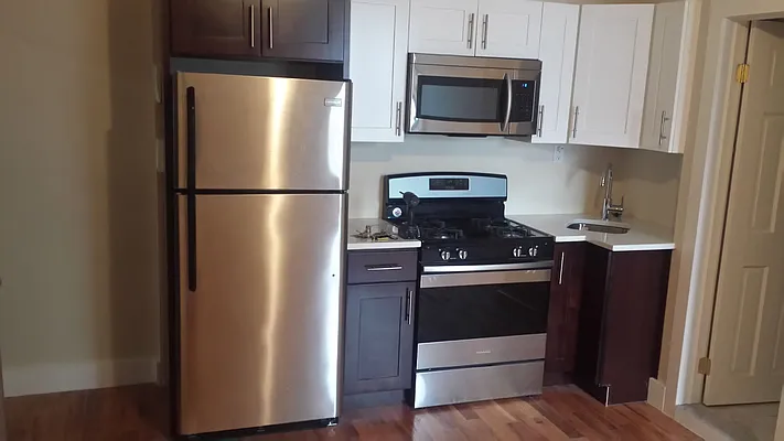 Rented by Zuz Realty | media 6