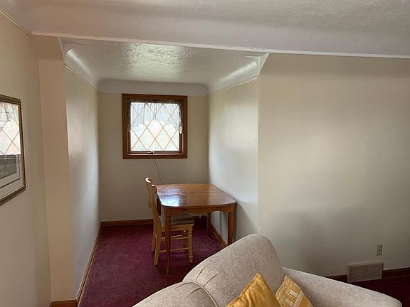 4th image of 4435 Sheraton Dr #2
