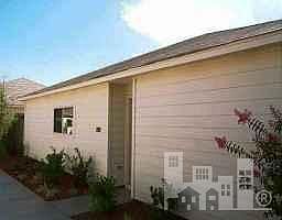 1st image of 1052 Summerlin Falls